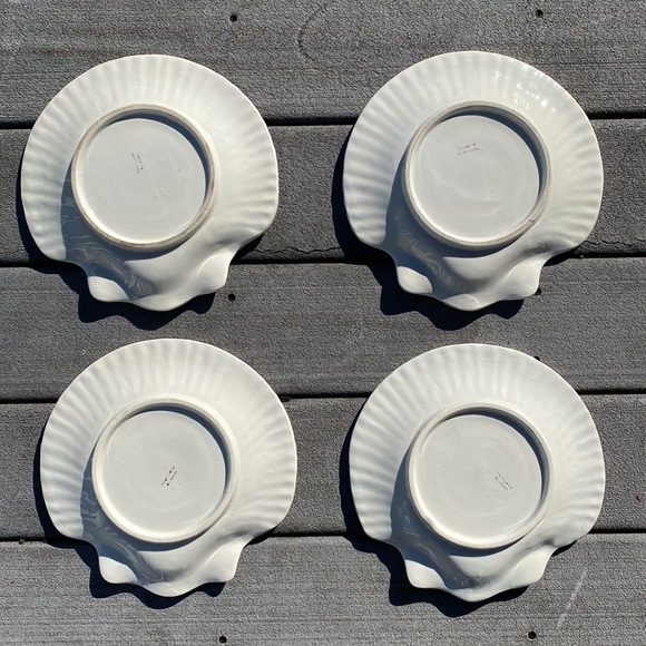 Vintage Seashell Plates Set of 4 - Picture 6 of 11